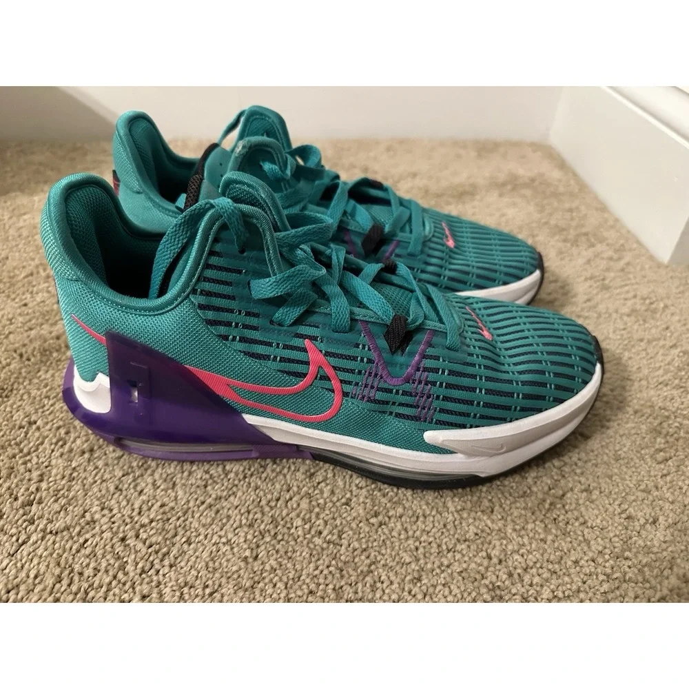 NIKE‎ LEBRON WITNESS VI 6 CLEAR EMERALD GREEN-HYPER; Size 8.5